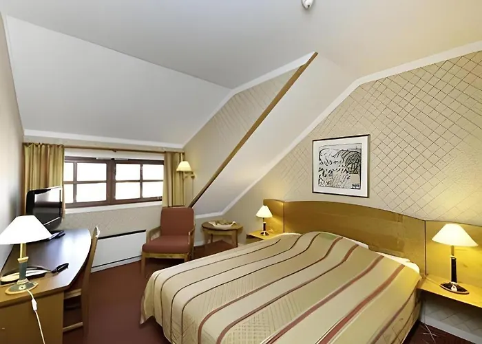 Quality And Hotell 3*